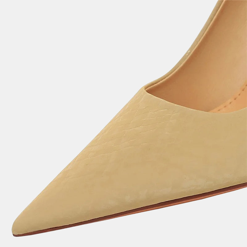 Escarpins mariage | Beige raffiné avec talon aiguille et doublure confortable