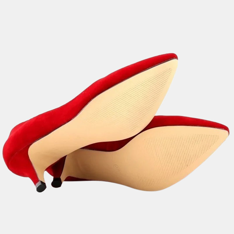 Escarpins rouges | Talon bas recouvert de daim doux et semelle intérieure rembourrée