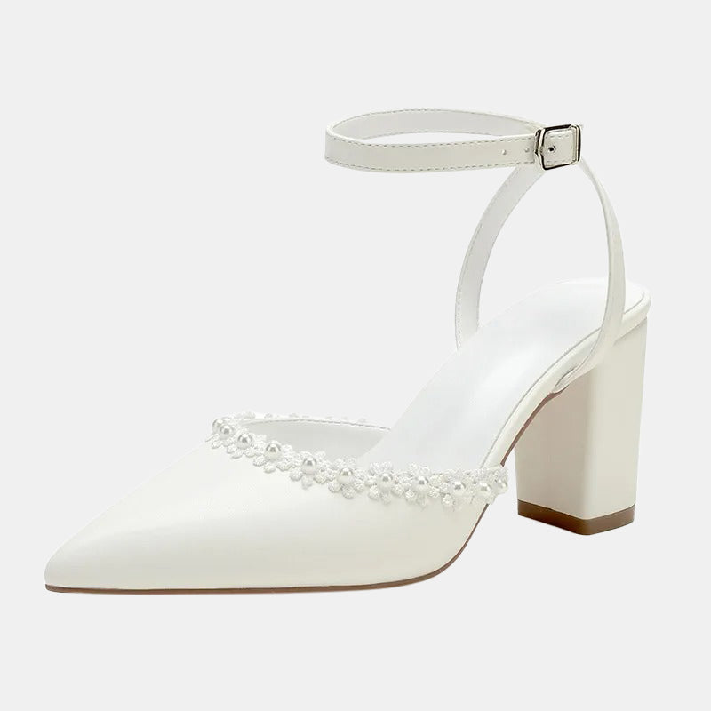 Escarpins mariage blancs à talons carrés
