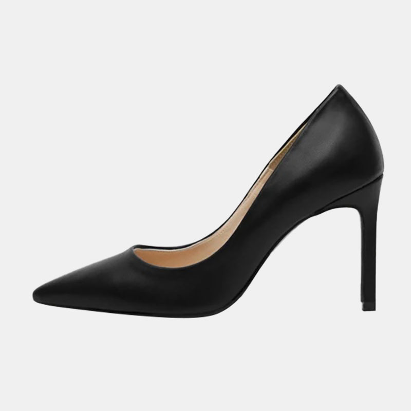 Escarpins noirs en cuir avec talon aiguille