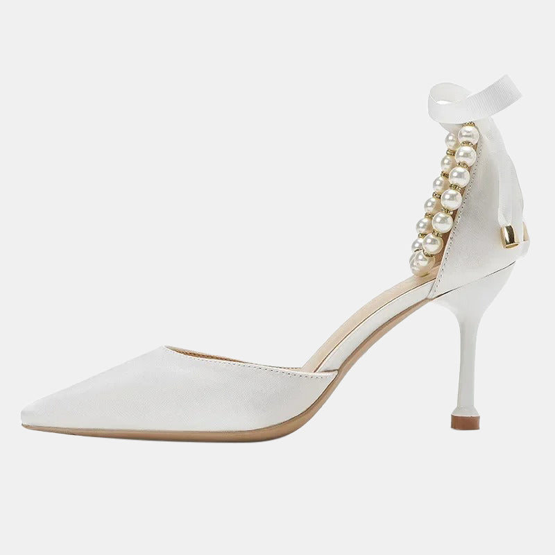Escarpins mariage blancs à perles et talons aiguilles