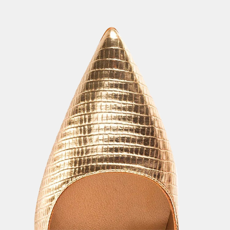 Escarpins dorés | Semelle rouge texturée avec talon aiguille et doublure en cuir