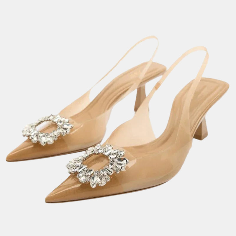 Escarpins beiges avec ornement en cristal et talons bas
