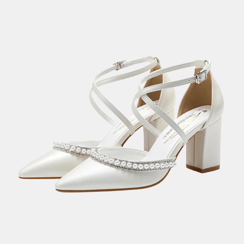 Escarpins mariage blancs à talons moyen carrés